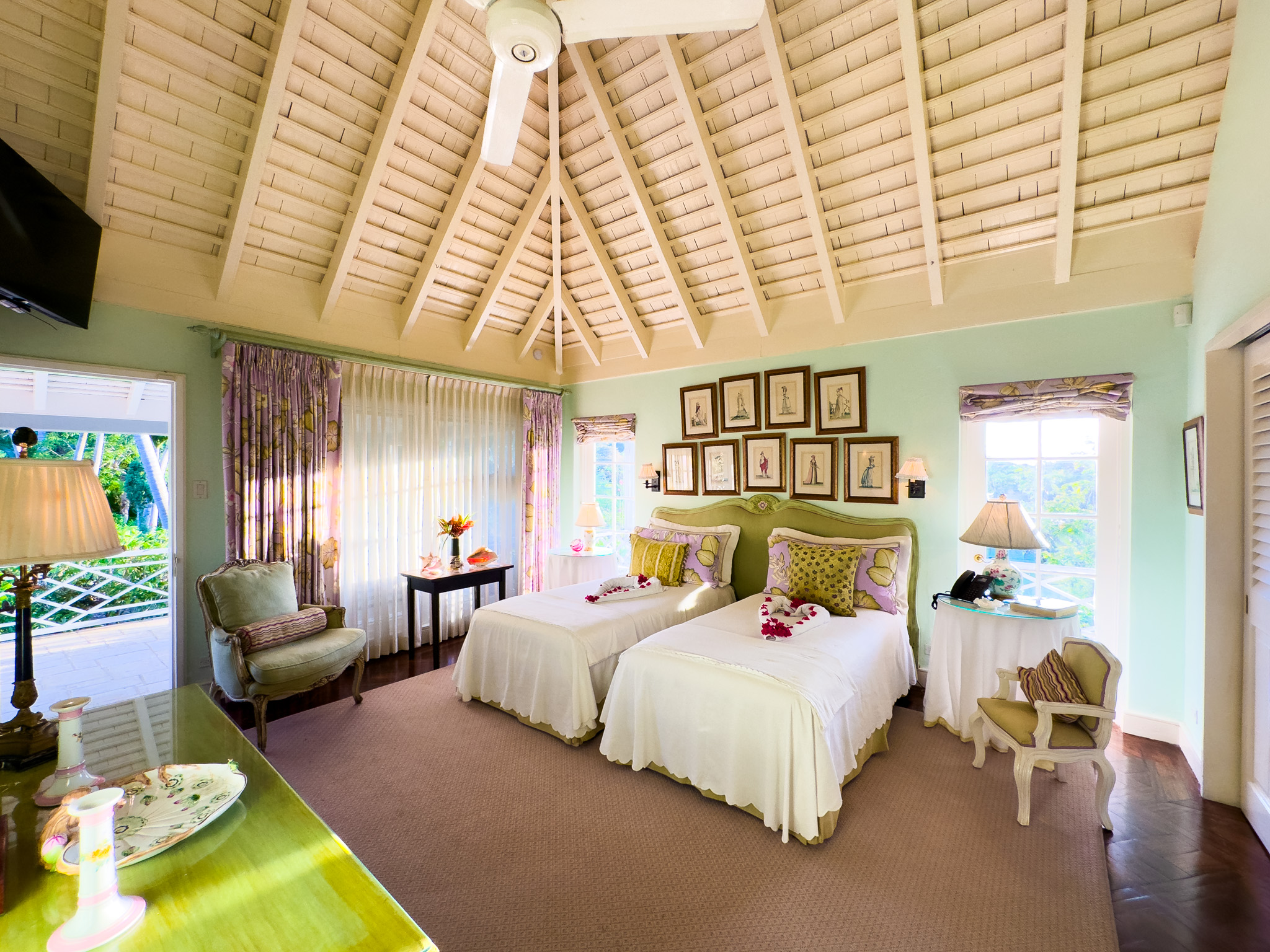 Little Hill villa bedroom with two beds