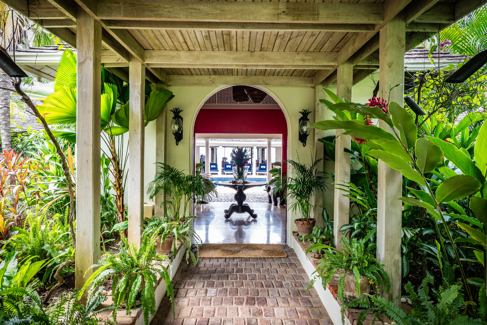 Casuarina villa entrance