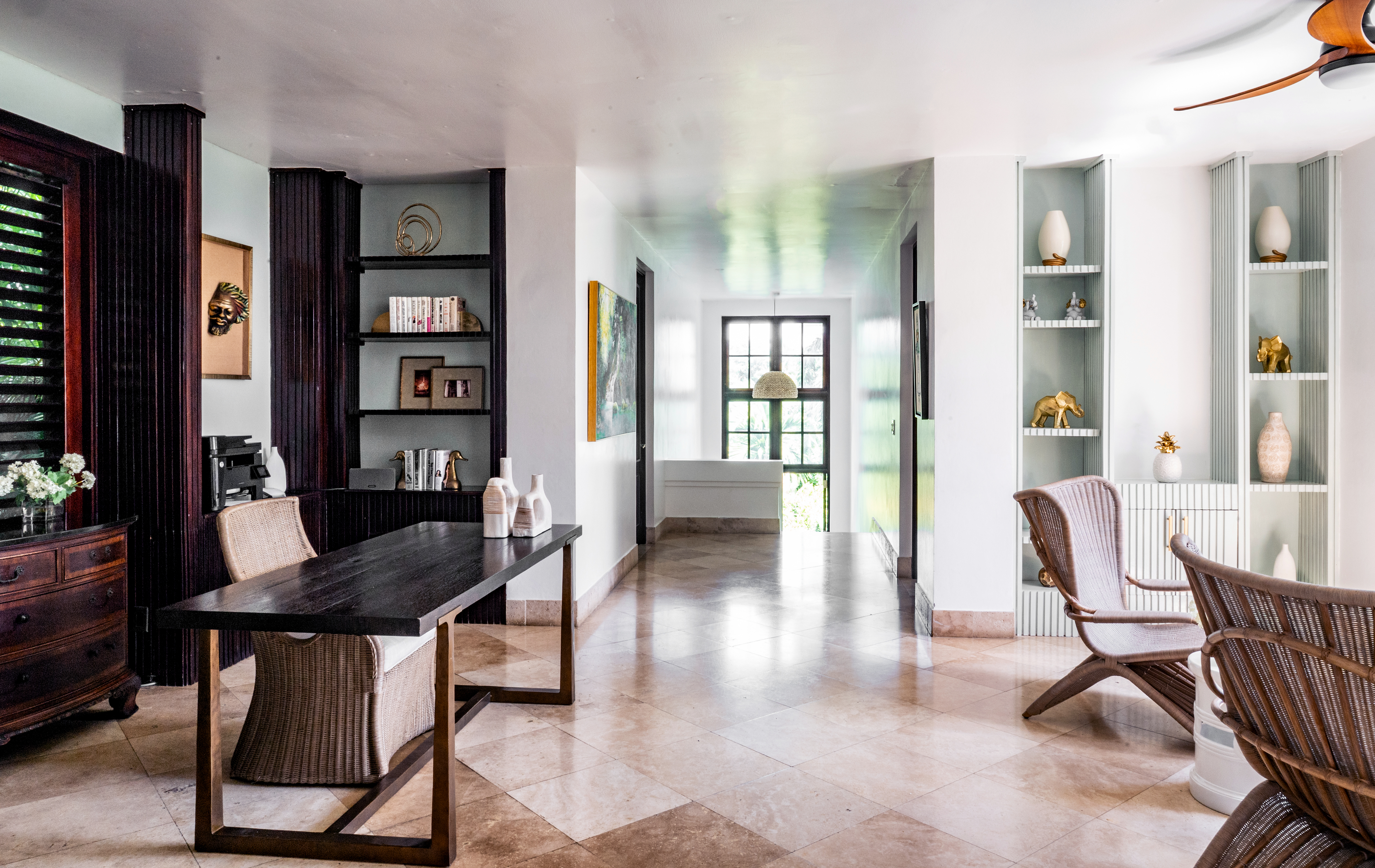 Trinity Villa room with chairs and desk
