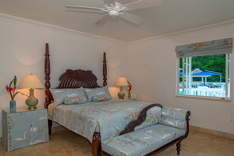 Villa Amana double bed and foot stool